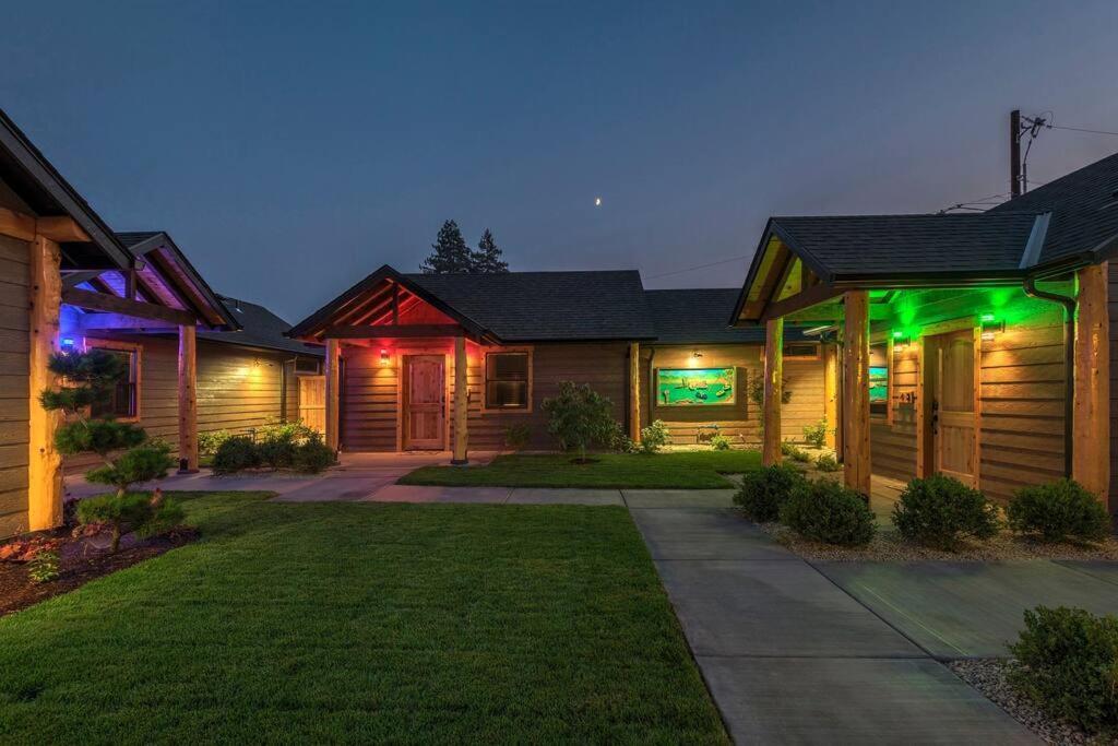 Bear Mountain - Suite 8 แกรนท์พาส ภายนอก รูปภาพ